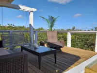 Sea Shanty -  Ocean view, Private pool, Walk to Beach, Prime Central Location.