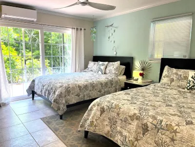 Perfect location for exploring The Exumas! Beautiful water views and comfort!