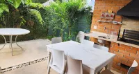 Juquehy Sea Front Condominium 42: best location on the beach