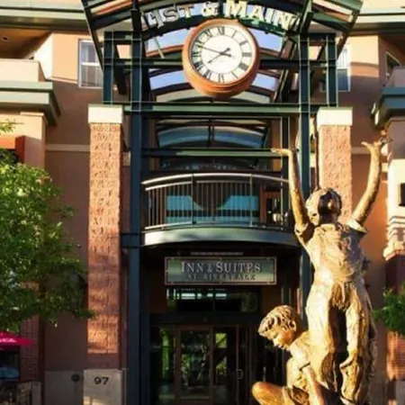 Vail Valley Condo-Downdown, Pool/Hot Tub, Ski, Bike, Fish, Restaurants, Movies
