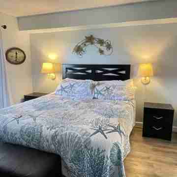 Vistas on the Gulf- Pool- Hot Tub Rooms