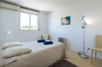 Nice holiday house with pool and sea view Hotels near Praia da Senhora da Rocha