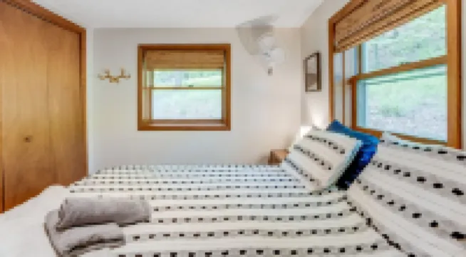 3 Bdrm Mid-Century Mountain House On The Ski Hill