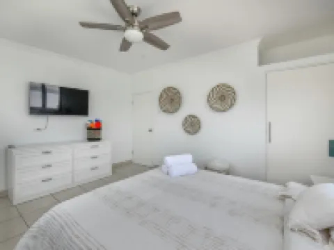 Oceanfront @ Mangel Halto Beach, Snorkel, Scuba, Beach Hotels in Savaneta