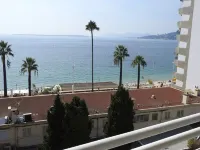 Face mer Tout Confort Avec Clim , Wifi , Internet. Situation Exceptionnelle Hotels in Juan-les-Pins