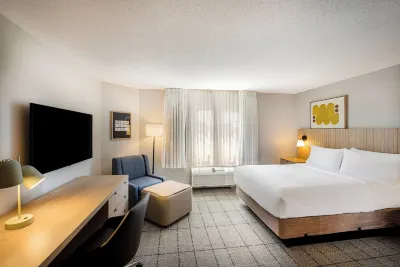 Sonesta Simply Suites Birmingham Hoover Hotels in Lake Purdy