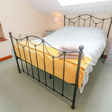 Watershed Cottage Hotels in Settle