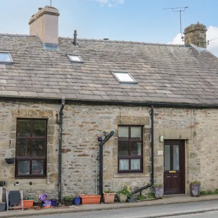 Watershed Cottage Hotels in Settle