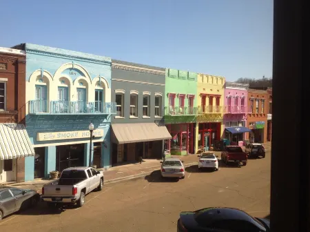 The Main Street Hotel