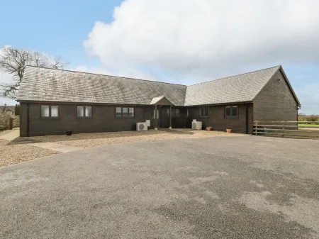 Rectory Farm Lodge Отели в г. Чарлтон Макрелл