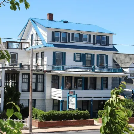 Surf Villa Hotel