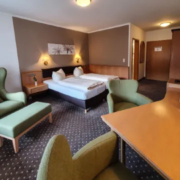 Hotel & Gasthof Zur Linde