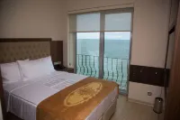 Nana Hotel - parking
