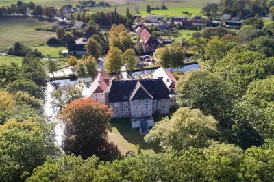 Hotel Wasserschloss Mellenthin Hotel dekat Kleiner Grafenwinkel e.V., Löwitz
