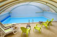 Logis Hôtel & Restaurant du Sauvage Hotels in Chartronges