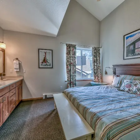 2Br+ Loft Centrally Located Kirkwood Great Value 2 Bedroom Condo by RedAwning Отели в г. Кирквуд