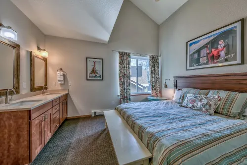 2Br+ Loft Centrally Located Kirkwood Great Value 2 Bedroom Condo by RedAwning Hotels in Kirkwood