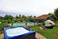Logis Hôtel Hostellerie Saint-Jacques - Kylpylä