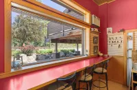 Mt Gardner Inn Hotels in Winthrop