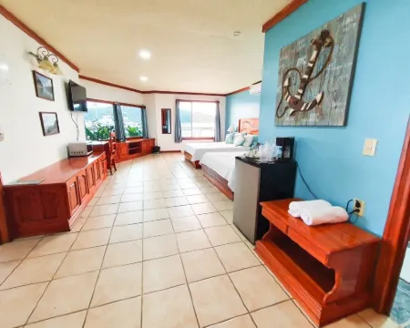 フィッシュ フック マリーナ & ロッジ ゴルフィトのホテル