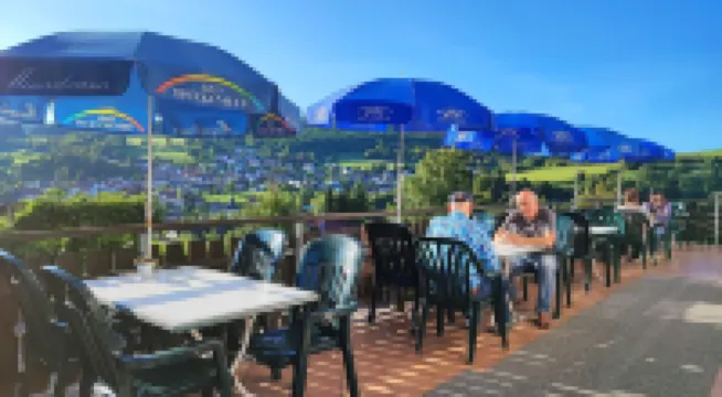 潘森斯諾奈卡澤爾咖啡酒店