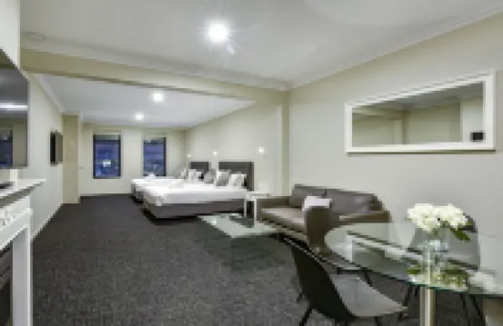 Aloha Central Premium Studios