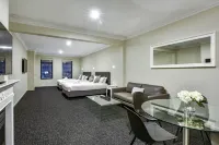Aloha Central Premium Studios