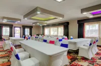 Westbridge Inn and Suite Hotel di Centerville