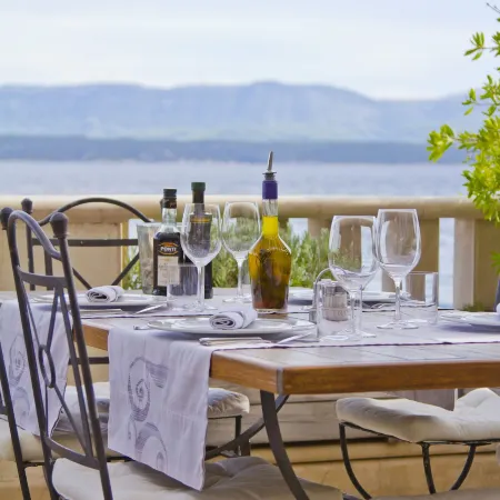 Newly Renovated Hotel Kastil