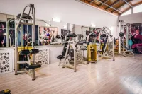 Grand Ani Hotel - Gym