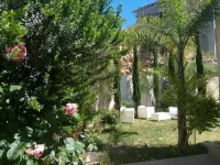 Villa in a Natural Grovea Hotels in 