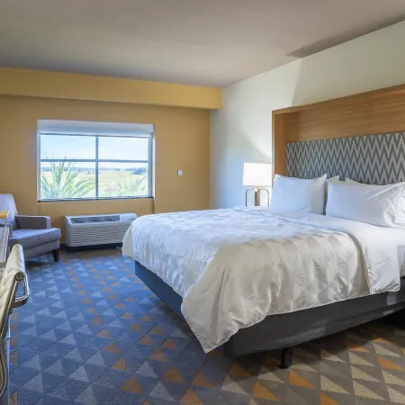 Holiday Inn & Suites BEAUFORT @ HIGHWAY 21 by IHG