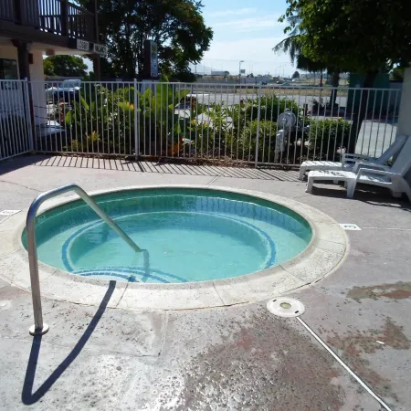 E-Z 8 Motel Newark