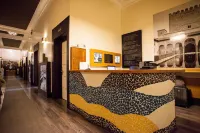 Alhambra Suites