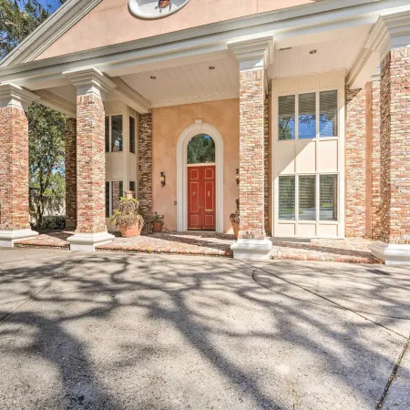 Lanai and Pool Elegant Villa in Winter Haven!