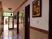 Hotel Don Juan Hotele w: Buga