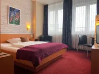 Hotel Stadt Hamburg am Fluss Saarbrücken Hotels in Saarbruecken