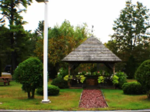 Landmark Motor Inn Hotels in Moreau