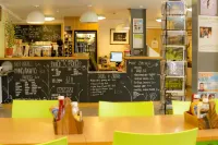 YHA Berwick - sarapan