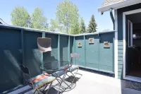 WALK TO DOWNTOWN & OLD MILL-1 BLOCK TO THE RIVER-MODERN/ATTRACTIVE 1 BDR  SUITE