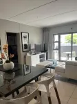 Luxury Apartment in Sandown
