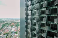 Cozy Stay Studio Apartment for 4 Fax Carstensz Residence Hotels in Pagedangan