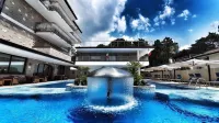 Hotel & Wellness FRA I Pini - Infinity Pools