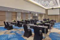 Grand Westside Manila Bay - Business