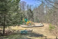 Cozy Bartlett Condo 1 Mi to Attitash Ski Resort! - spa