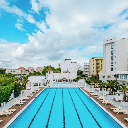 HR Resort