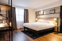 Ibis Belfast City Centre Hotels near Springvale Medical Practice