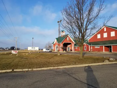 CountrySide Inn Hotel a 