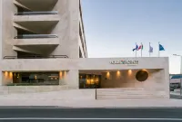 Four Points by Sheraton Sesimbra فنادق في Castelo