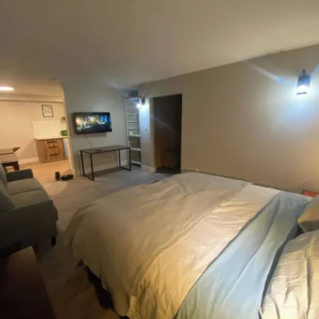 Newly Renovated 1br1ba With Asian Style Tea Room